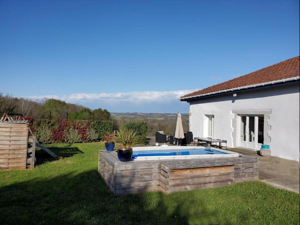 Family Home With Pool Saint-Lon-Les-Mines Esterno foto