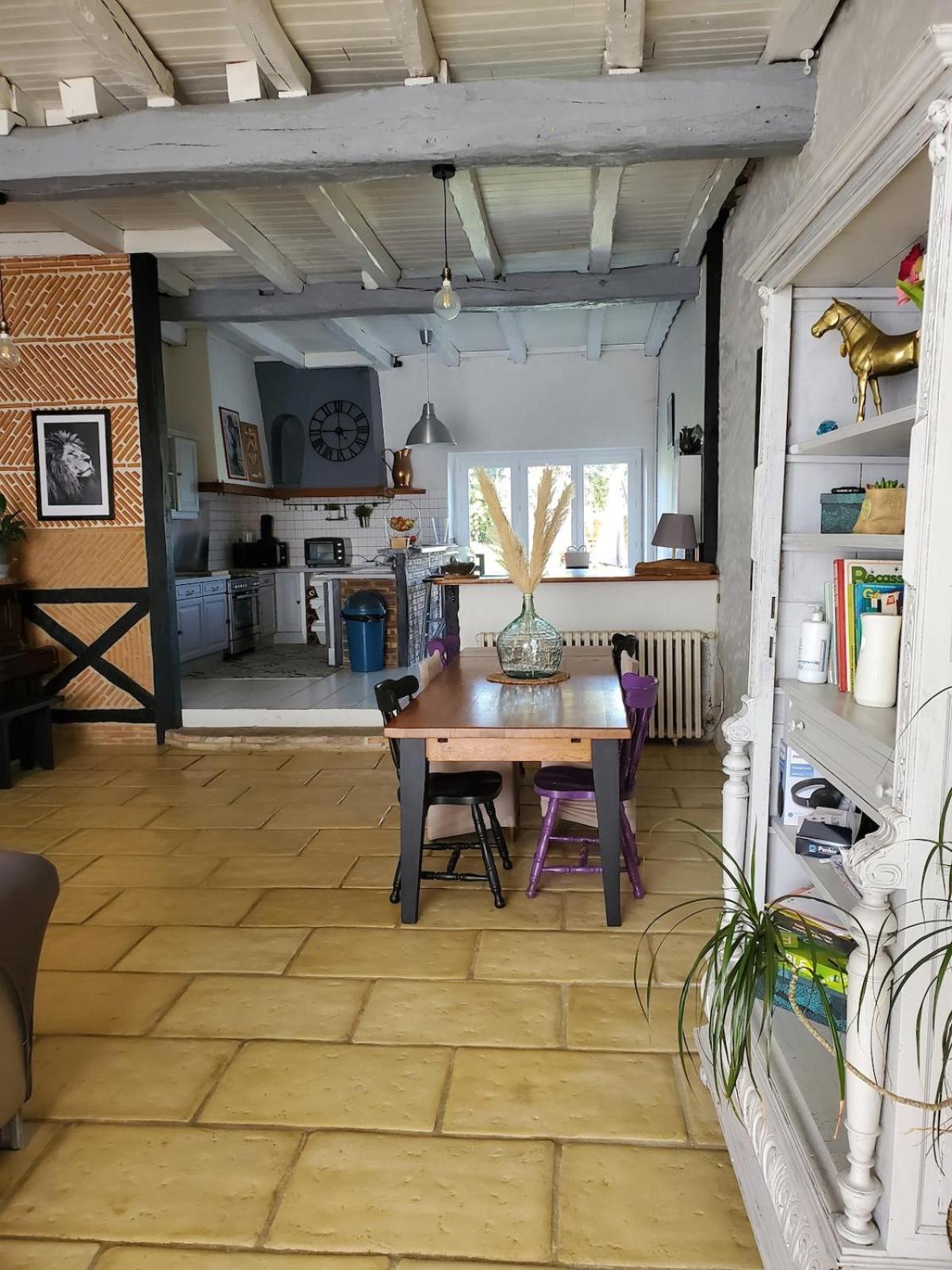 Family Home With Pool Saint-Lon-Les-Mines Esterno foto